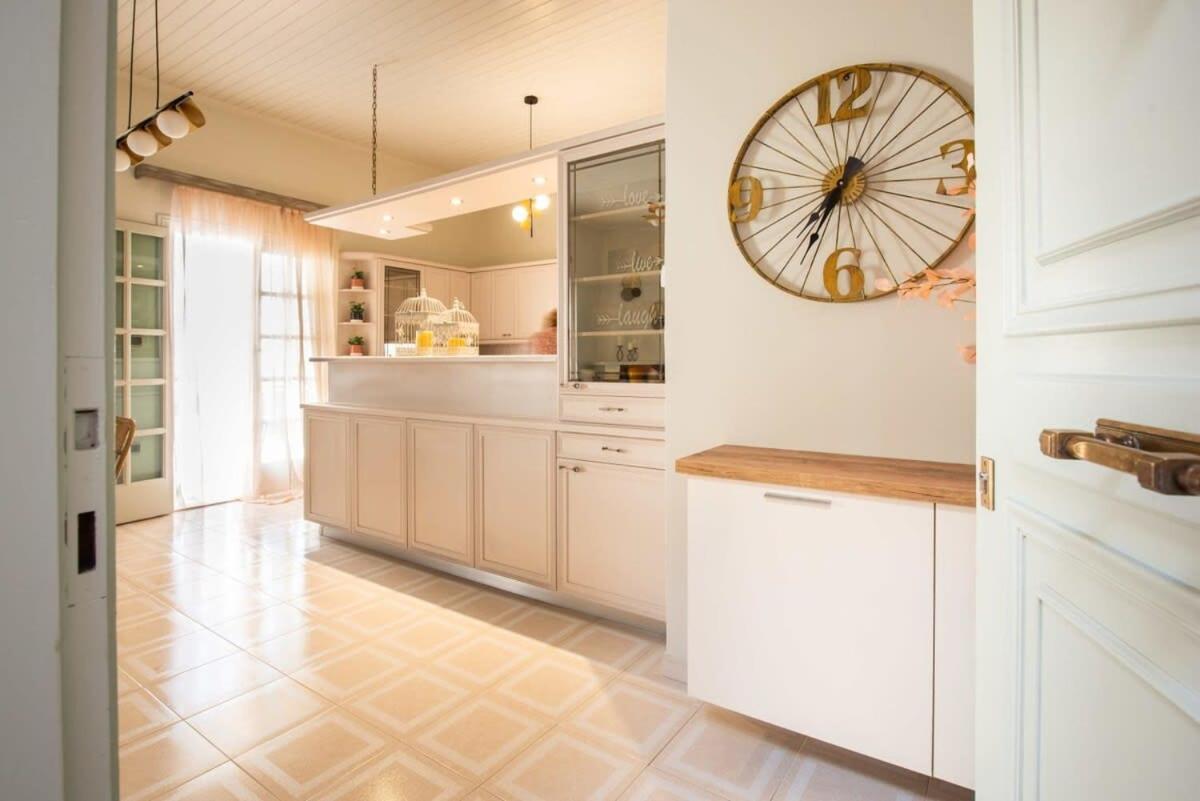 Dolce Favola Nomad Casa - Kalamata'S City Getaway Εξωτερικό φωτογραφία