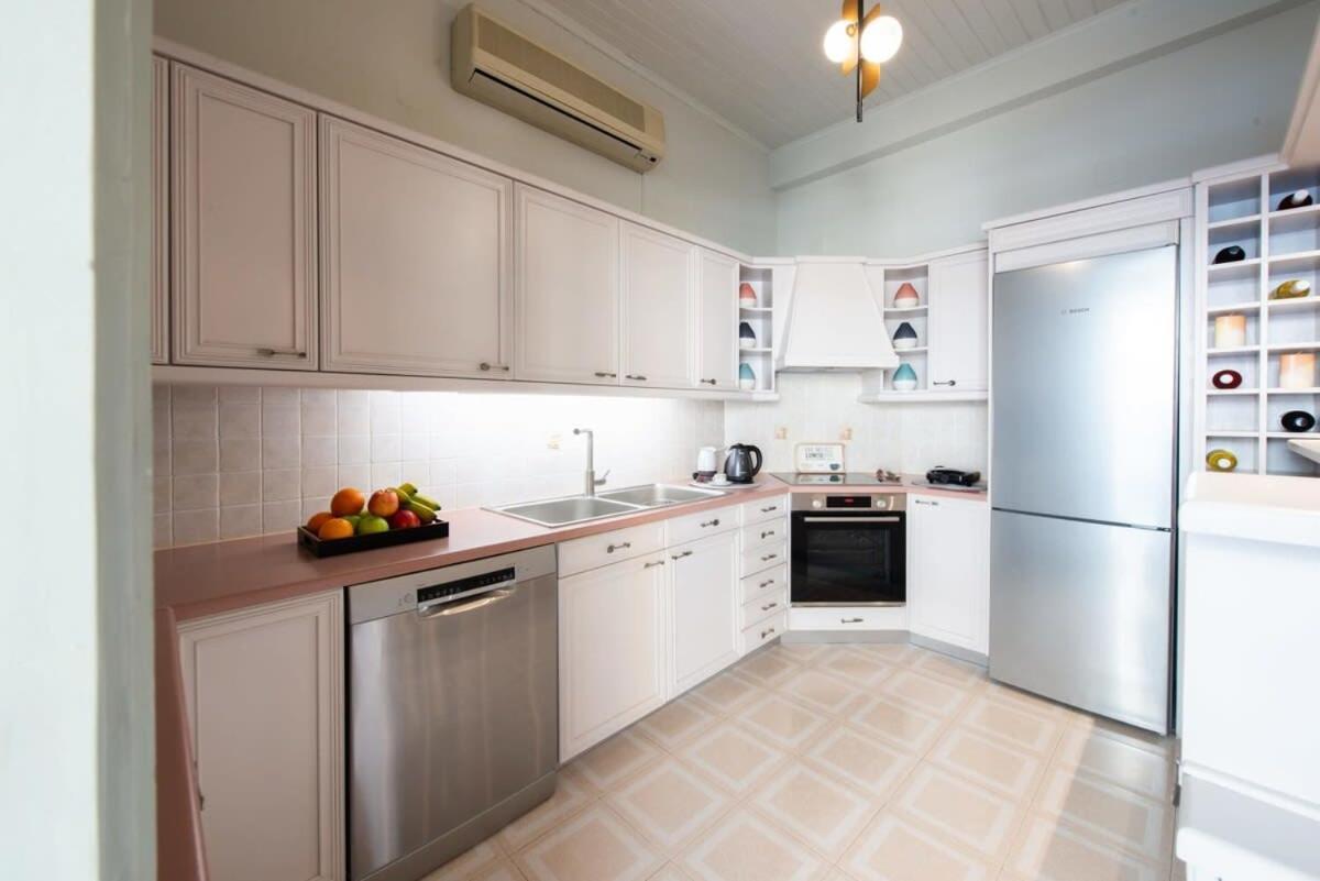 Dolce Favola Nomad Casa - Kalamata'S City Getaway Εξωτερικό φωτογραφία